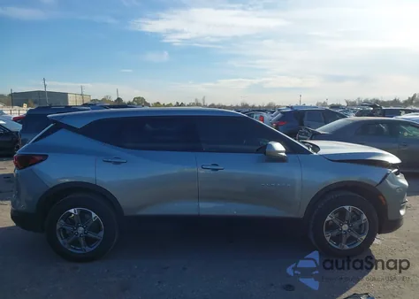 2023 Chevrolet Blazer Awd 2Lt z USA, uszkodzony, nr VIN 3GNKBHR40PS187712